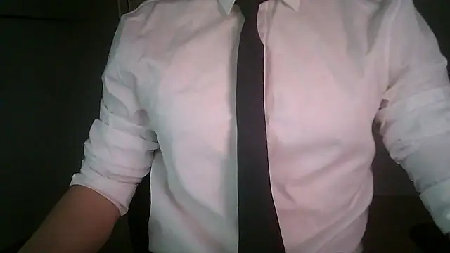 111owo111 online show from March 2026 12:07:01 PM