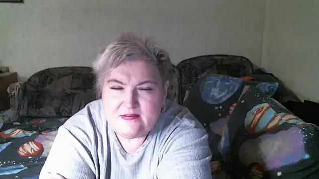 Lana555 online show from April 2026 08:20:02 PM