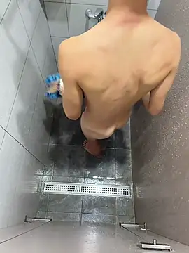 winds1069 online show from December 2025 08:13:02 AM