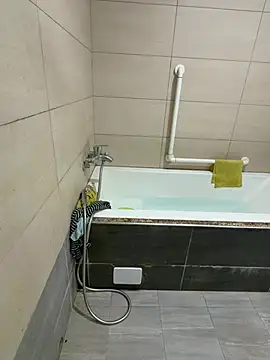 winds1069 online show from January 2026 03:30:01 PM