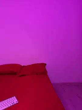 Snapshot of Mihadttraf chatting on September 2025 12:55:01 AM Mihadttraf online show from September 2025 12:55:01 AM