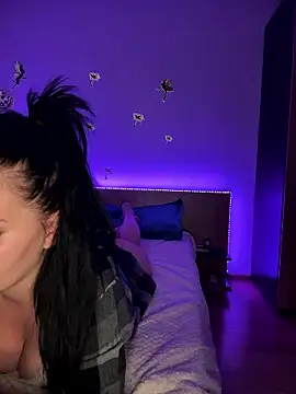 Mihadttraf online show from January 2026 09:32:01 PM