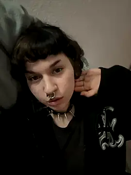 Snapshot of whitebunny88 chatting on October 2025 12:44:02 AM whitebunny88 online show from October 2025 12:44:02 AM