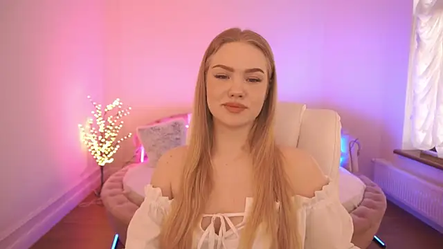 Snapshot of CelesteNoir chatting on February 2026 08:02:02 AM CelesteNoir online show from February 2026 08:02:02 AM