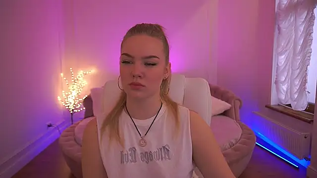 Snapshot of CelesteNoir chatting on December 2025 07:57:01 AM CelesteNoir online show from December 2025 07:57:01 AM