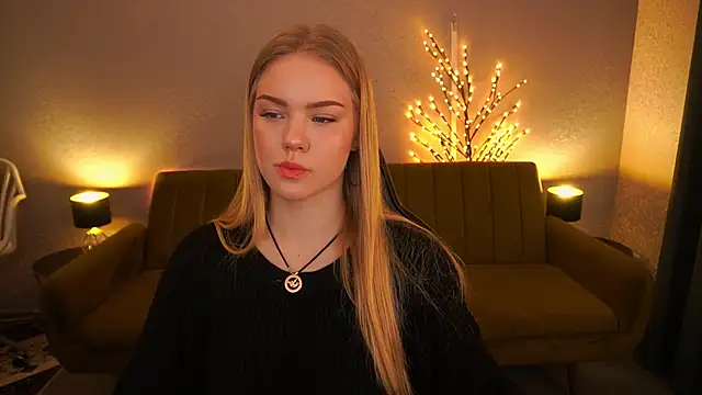 Snapshot of CelesteNoir chatting on December 2025 07:54:01 AM CelesteNoir online show from December 2025 07:54:01 AM