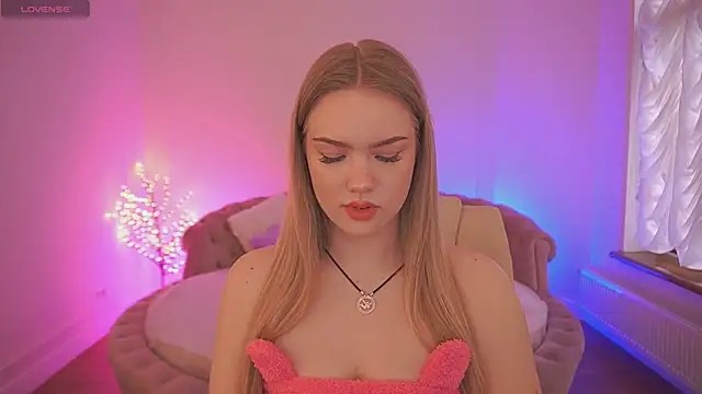 CelesteNoir online show from April 2026 06:48:01 AM