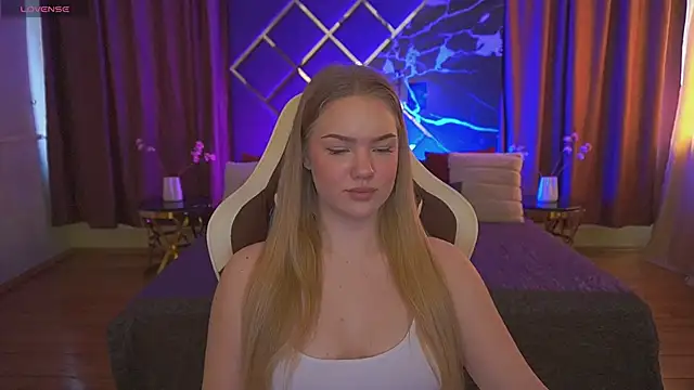 Snapshot of CelesteNoir chatting on February 2026 08:27:02 AM CelesteNoir online show from February 2026 08:27:02 AM