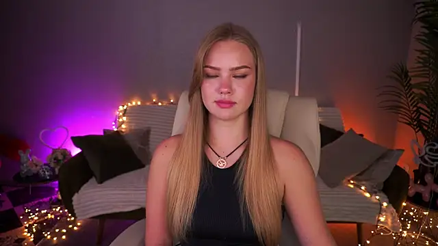 CelesteNoir online show from May 2026 01:18:02 PM