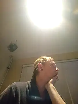 piercingpik online show from November 2025 08:35:02 PM