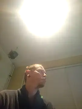 piercingpik online show from February 2026 10:18:02 PM