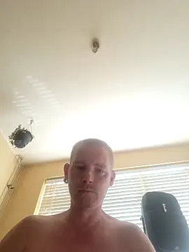 Snapshot of piercingpik chatting on June 2026 07:52:01 AM piercingpik online show from June 2026 07:52:01 AM