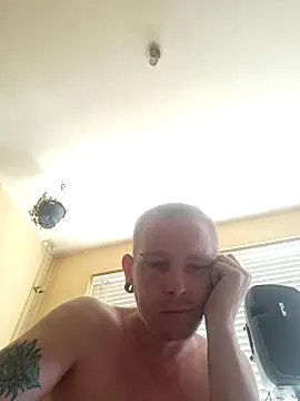 Snapshot of piercingpik chatting on June 2026 09:38:01 AM piercingpik online show from June 2026 09:38:01 AM