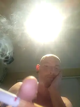 Snapshot of piercingpik chatting on May 2026 08:20:02 PM piercingpik online show from May 2026 08:20:02 PM