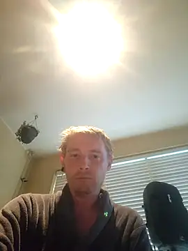 Snapshot of piercingpik chatting on May 2026 04:29:02 PM piercingpik online show from May 2026 04:29:02 PM