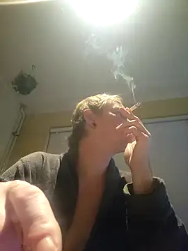 piercingpik online show from December 2025 10:43:01 PM