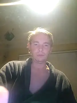 piercingpik online show from December 2025 10:43:02 PM