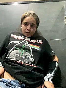 Lucy YupiSweet online show from November 2025 09:51:02 PM