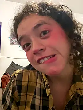 Lucy YupiSweet online show from October 2025 07:38:01 AM