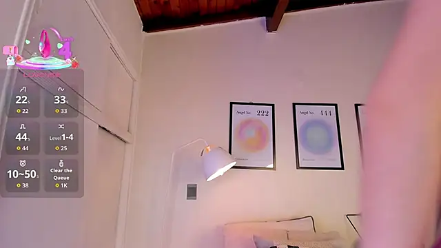 AriaMuse online show from October 2025 08:42:01 PM