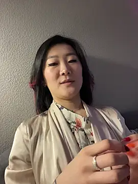 AikoYamada online show from November 2025 06:28:02 AM