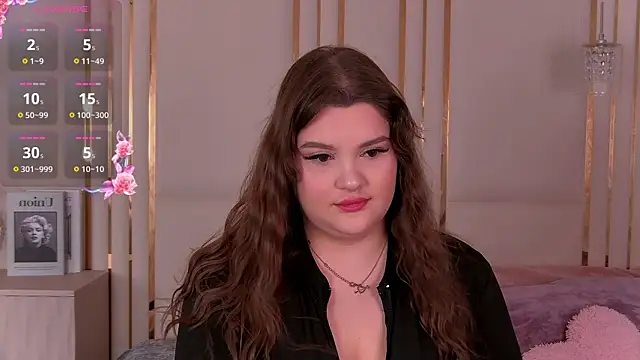 Snapshot of EmilyHyde chatting on May 2026 08:37:02 PM EmilyHyde online show from May 2026 08:37:02 PM