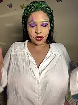 Snapshot of Vliacoooper2 chatting on October 2025 06:12:01 AM Vliacoooper2 online show from October 2025 06:12:01 AM