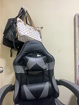 Vliacoooper2 online show from March 2026 04:29:01 AM