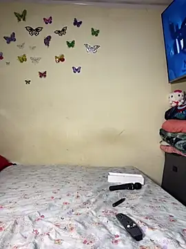 Snapshot of Vliacoooper2 chatting on November 2025 05:45:02 AM Vliacoooper2 online show from November 2025 05:45:02 AM