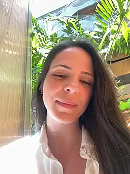 Snapshot of Lady_LauraRose chatting on November 2025 02:27:02 PM Lady LauraRose online show from November 2025 02:27:02 PM