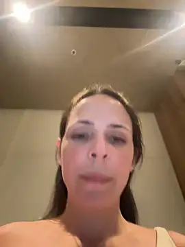 Lady LauraRose online show from January 2026 01:56:02 AM