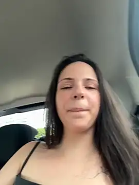 Snapshot of Lady_LauraRose chatting on November 2025 02:43:02 PM Lady LauraRose online show from November 2025 02:43:02 PM