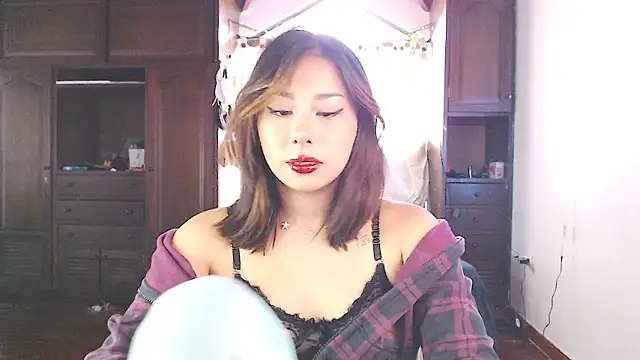 Snapshot of Shisuku_Sophi chatting on September 2025 07:30:01 PM Shisuku Sophi online show from September 2025 07:30:01 PM