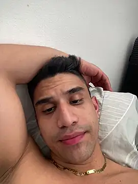 Camachito332 online show from June 2026 07:55:01 PM