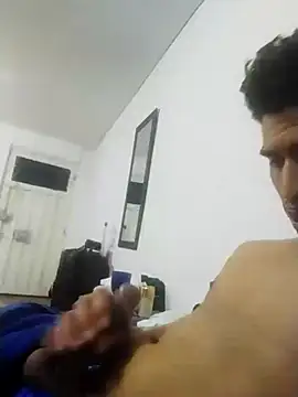 Camachito332 online show from May 2026 01:27:02 AM
