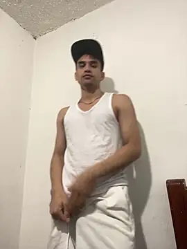 Camachito332 online show from March 2026 04:30:02 PM