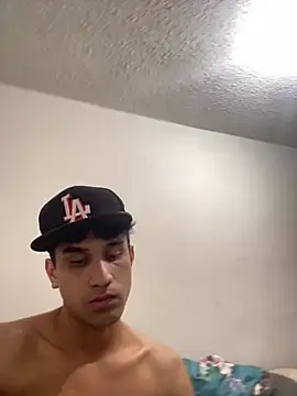 Camachito332 online show from March 2026 11:28:02 PM