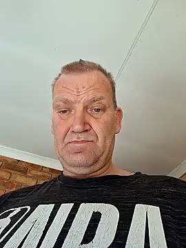 Snapshot of wallacelegend chatting on February 2026 06:13:02 AM wallacelegend online show from February 2026 06:13:02 AM