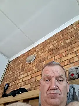 Snapshot of wallacelegend chatting on February 2026 05:51:01 AM wallacelegend online show from February 2026 05:51:01 AM