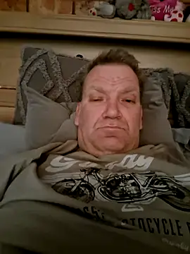 Snapshot of wallacelegend chatting on September 2025 05:18:01 AM wallacelegend online show from September 2025 05:18:01 AM