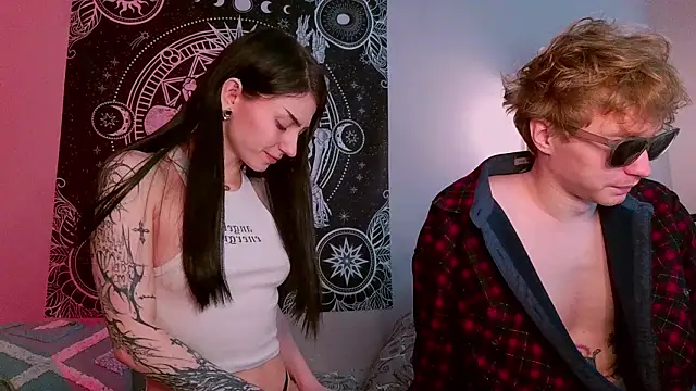 Snapshot of poisondevotion chatting on February 2026 05:59:02 PM poisondevotion online show from February 2026 05:59:02 PM