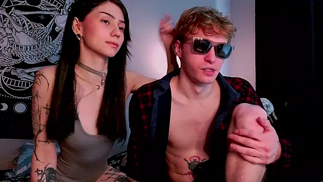 Snapshot of poisondevotion chatting on February 2026 11:39:02 AM poisondevotion online show from February 2026 11:39:02 AM