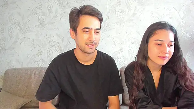 sophywhisper online show from November 2025 06:28:02 AM