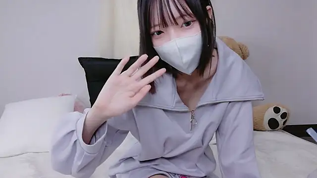 Azusa 128 online show from October 2025 07:32:01 AM