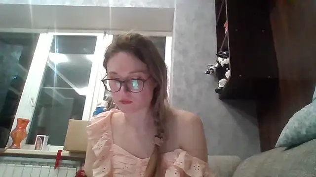 Snapshot of Jugira chatting on April 2026 09:28:01 PM Jugira online show from April 2026 09:28:01 PM