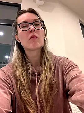 Jugira online show from November 2025 07:39:01 PM