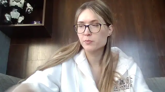 Snapshot of Jugira chatting on February 2026 01:22:01 PM Jugira online show from February 2026 01:22:01 PM