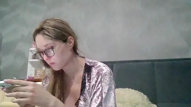 Snapshot of Jugira chatting on February 2026 05:13:02 PM Jugira online show from February 2026 05:13:02 PM