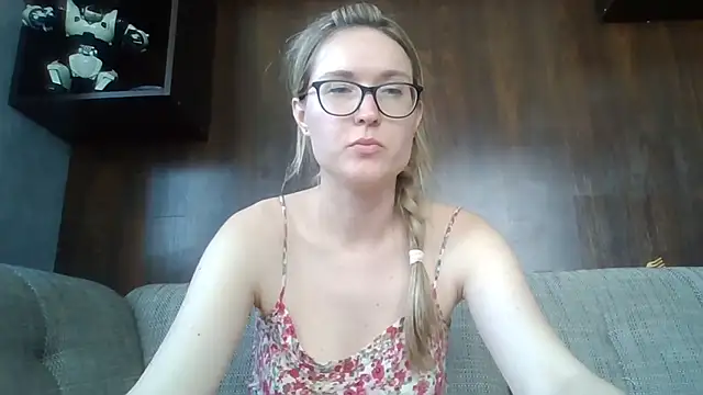 Snapshot of Jugira chatting on May 2026 02:13:02 PM Jugira online show from May 2026 02:13:02 PM
