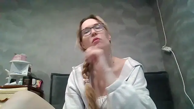 Jugira online show from October 2025 11:06:02 PM
